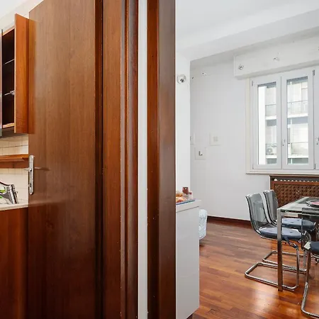 Apartmán Nuovo - Stazione 50m - 3 Posti Letto *