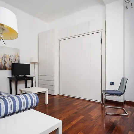 Nuovo - Stazione 50m - 3 Posti Letto Apartmán Milán